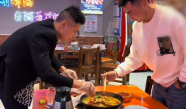 51朝阳群众爆料吃瓜平台,揭秘吃瓜平台背后的真相